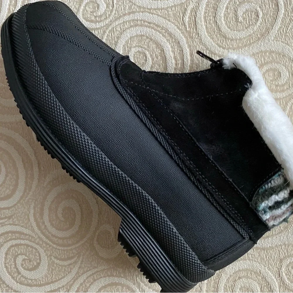 NWOT black Propét women’s Lumi Ankle Zip winter boots 7 X-Wide Thinsulate lining